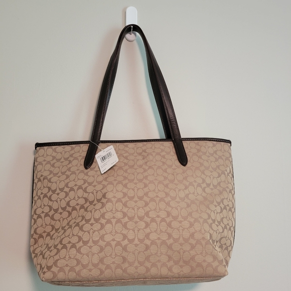 NEW Coach Taylor Tan Signature Tote Bag - Picture 4 of 8